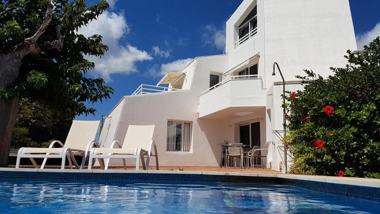 STARBAL Love Suites Es Castell  Extérieur photo